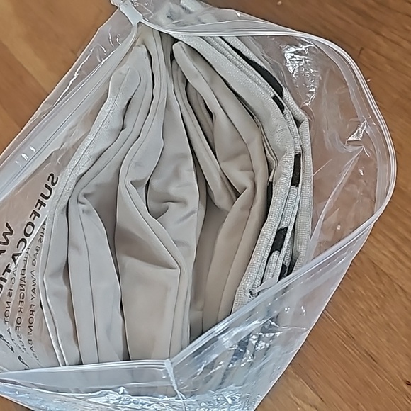 Pack of 4 Decorative Cream Throw Pillow Covers Zippered Closure - Picture 10 of 10